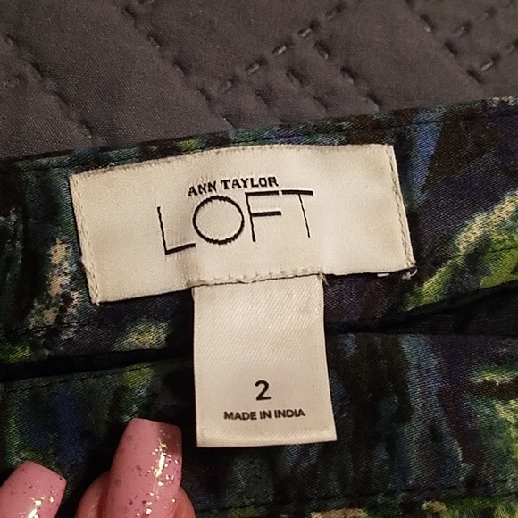 💫Host Pick💫 Ann Taylor LOFT Pencil Skirt - Picture 6 of 8